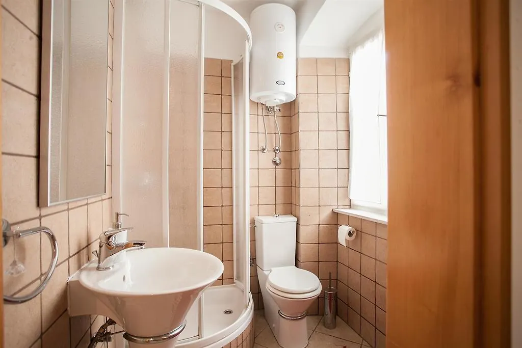 Apartment & Room Ursa Trogir