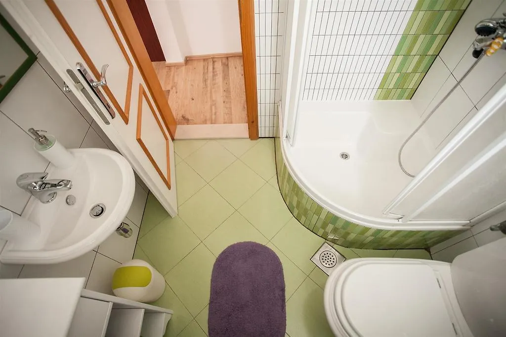 Apartment & Room Ursa Trogir